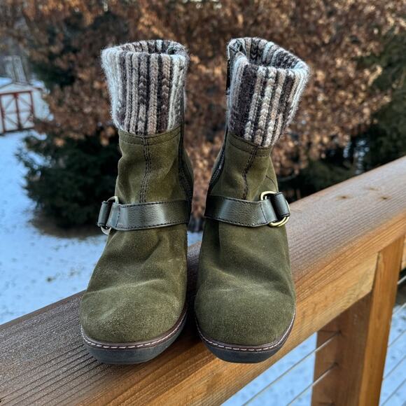 🧡SALE: Naturalizer size 8 Kenning Green Suede Wedge Boots Knit Sweater Cuff - Picture 5 of 11